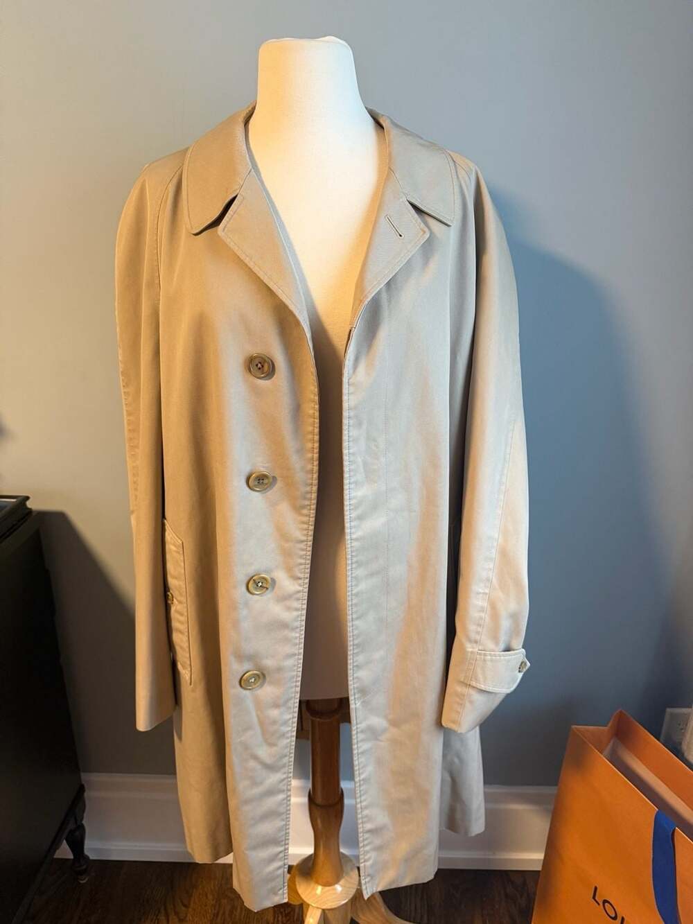 Men's Medium Burberrys Hector Powe Vintage Trench Coat Plaid Lined